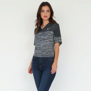 Nike Pro  Training tee v-neck